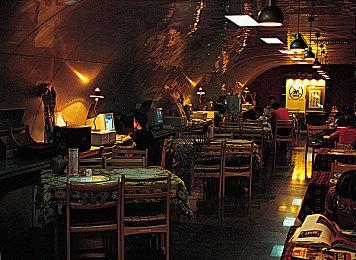 赛睿Bungie联合推出《命运2:光陨之秋》特别联名产品，打造沉浸式游戏体验